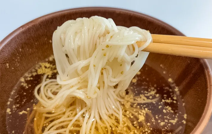 『スパイシー和風カレーつゆ』の完成写真（撮影：キジカク）
