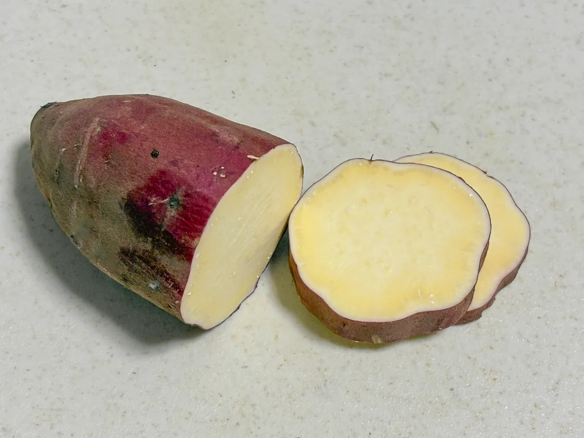 サツマイモの写真（撮影：grapeフード編集部）