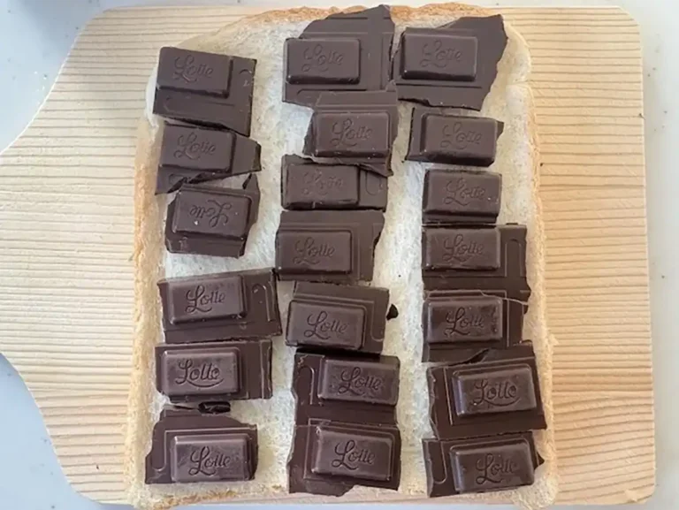 チョコチーズトースト