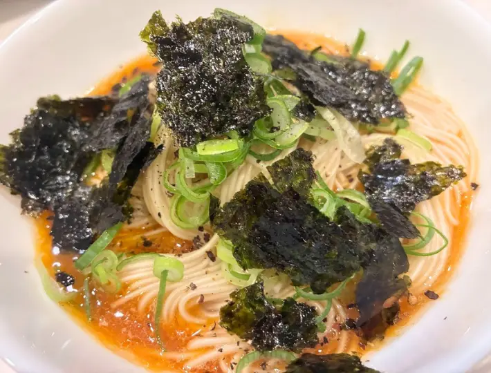 “釜玉そうめん”の完成画像（撮影：エニママ）