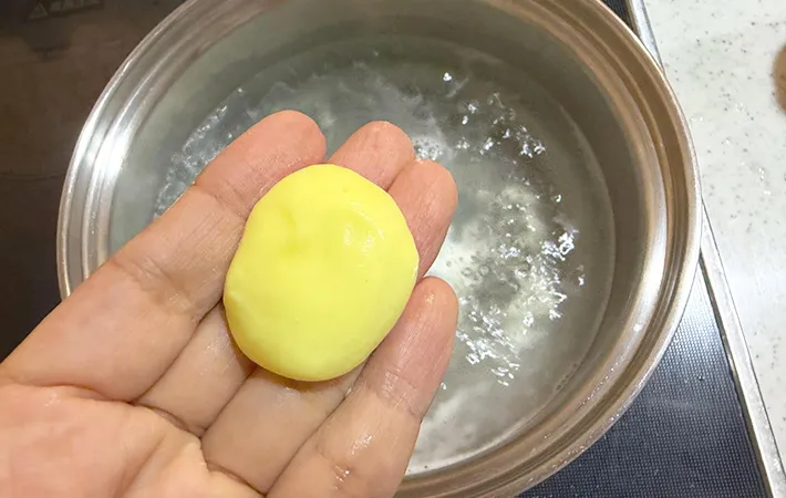丸めた白玉粉の画像（撮影：エニママ）
