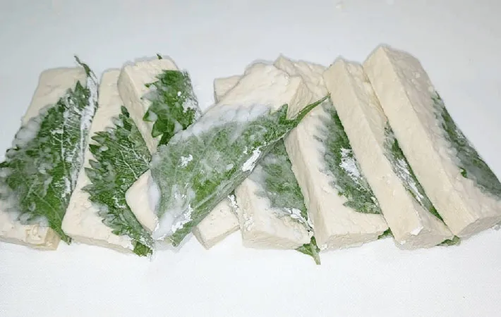 木綿豆腐に片栗粉をまぶした画像（撮影:エニママ）