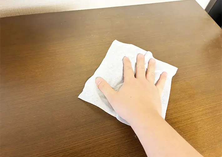 紙おしぼりの活用写真（撮影：grapeライフハック編集部）
