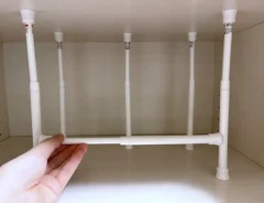 つっぱり棒の画像