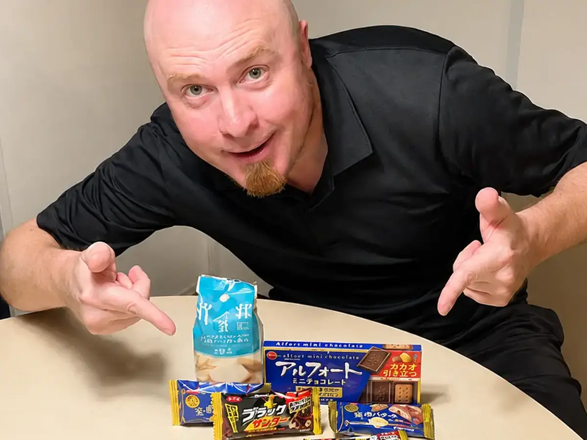外国人のおすすめのコンビニチョコの写真（撮影：grapeフード編集部）