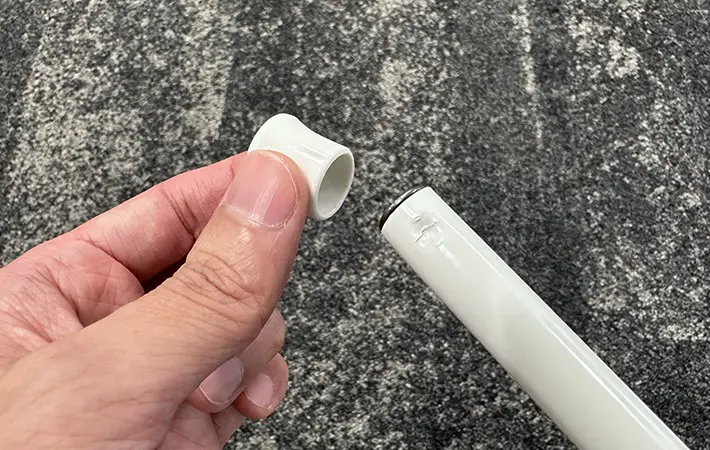 ダイソーのつっぱり棒の写真（撮影：grapeライフハック編集部）