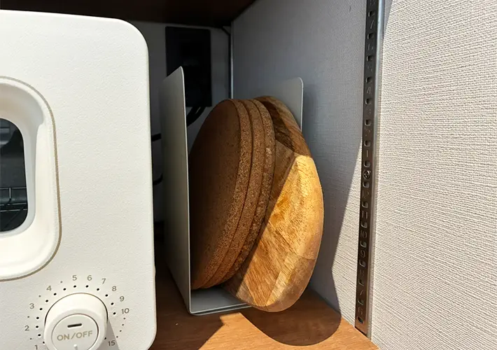 ブックエンドの活用写真（撮影：grapeライフハック編集部）