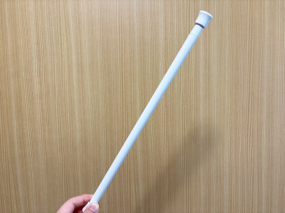 つっぱり棒の画像