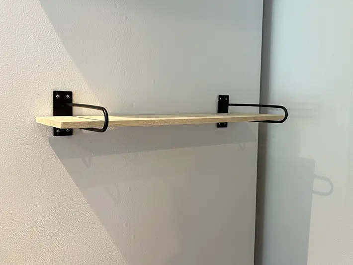 U型ブラケットの画像