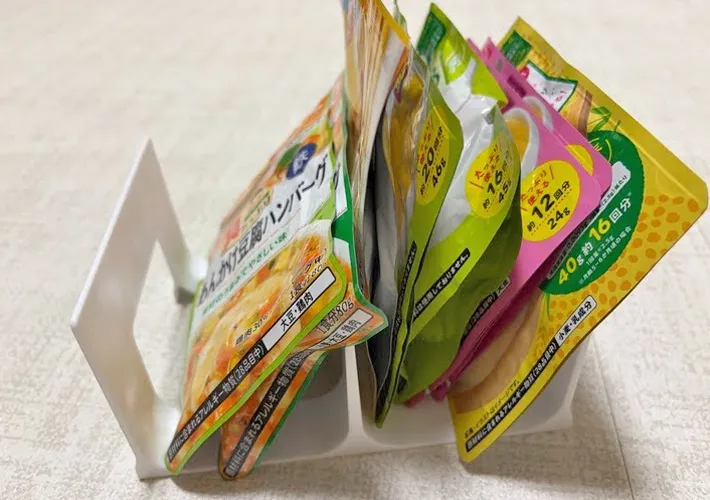 『ダイソー ペットボトルラック』の使用写真（撮影：ワード）