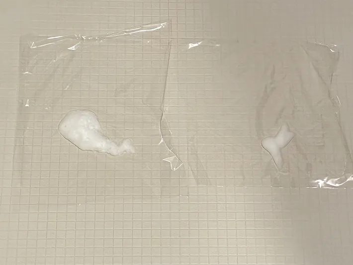 ラップに出したボディソープ（撮影：grapeライフハック編集部）