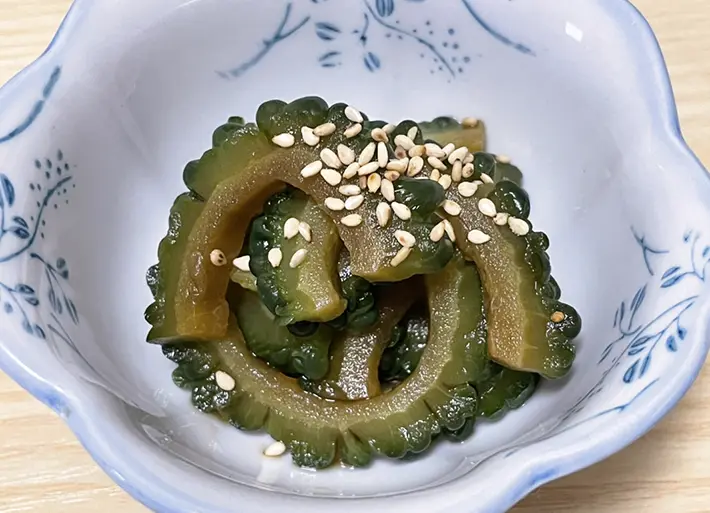 『味ぽん』で漬けたゴーヤの写真（撮影：grapeフード編集部）