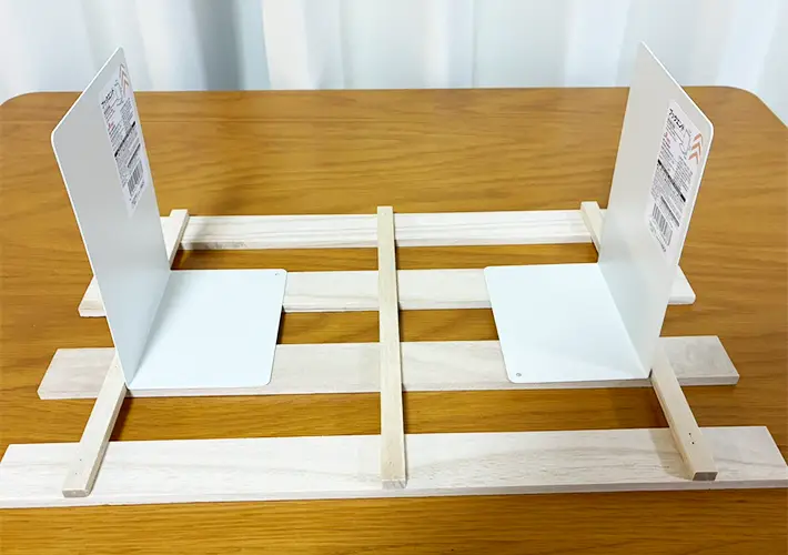 すのことブックエンドの活用写真（撮影：grapeライフハック編集部）