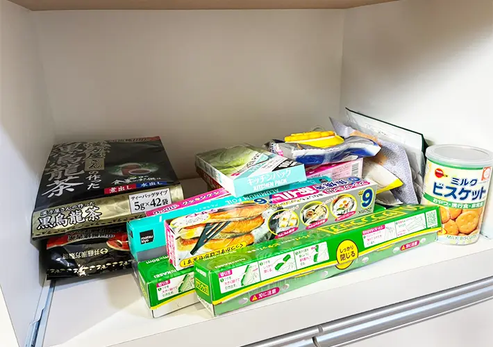 すのことブックエンドの活用写真（撮影：grapeライフハック編集部）