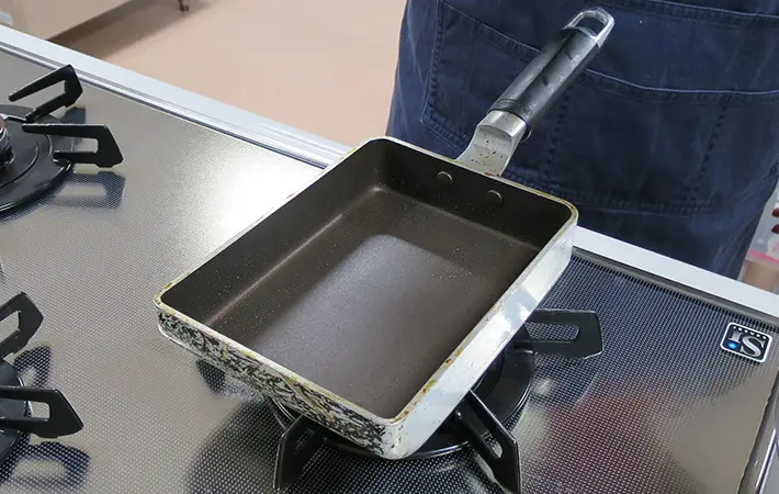 玉子焼き器の写真（撮影：エフシージー総合研究所）