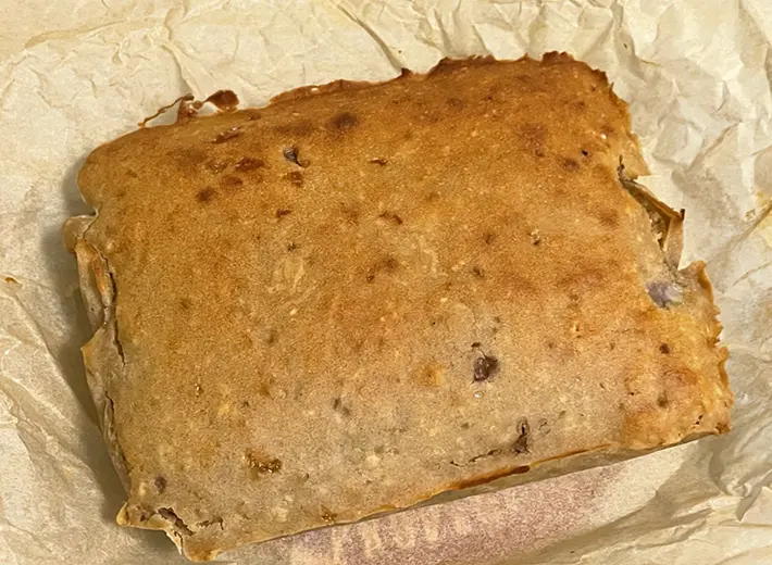 焼き上がったケーキの写真（撮影：grapeフード編集部）