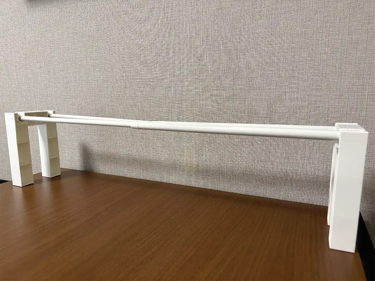 つっぱり棒用スリッパラックの画像