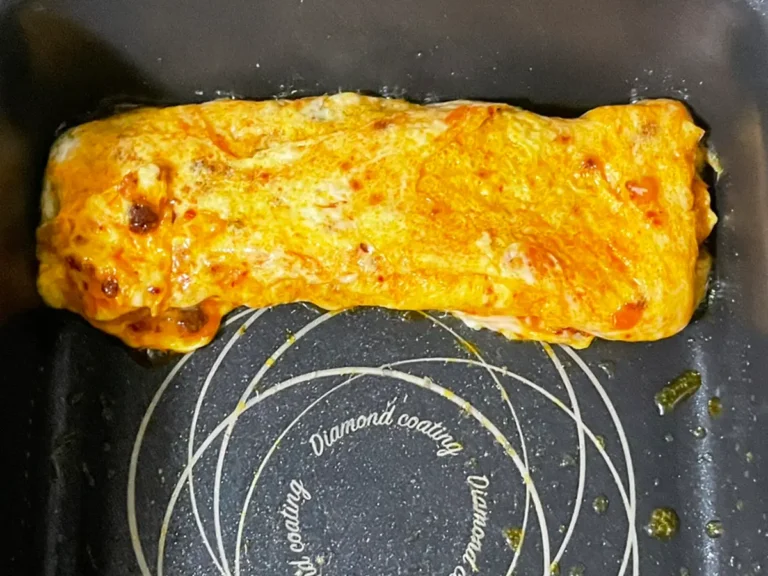 食べるラー油を入れた玉子焼きの写真（撮影：grapeフード編集部）