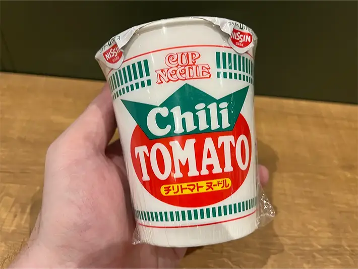 アメリカ出身の筆者が好きな日清のカップヌードルの写真（撮影：grapeフード編集部）
