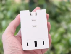 「家中のコンセントにつけたい」 グラつかない『電源タップ』は「小さいのにUSB-CもAも全部入り!」と高評価!