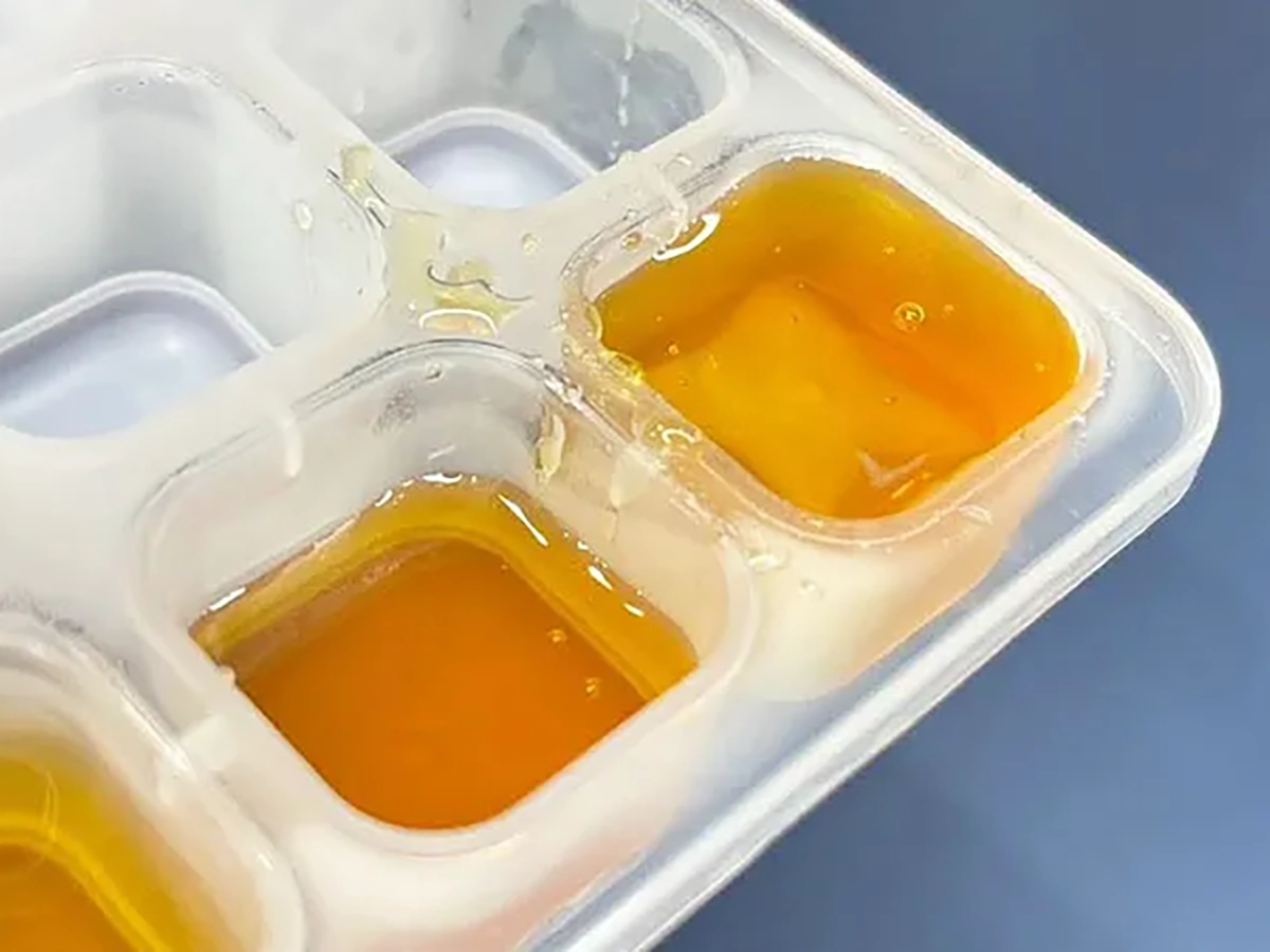 凍らせたハチミツ