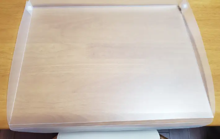 テーブルに設置した画像（撮影：エニママ）