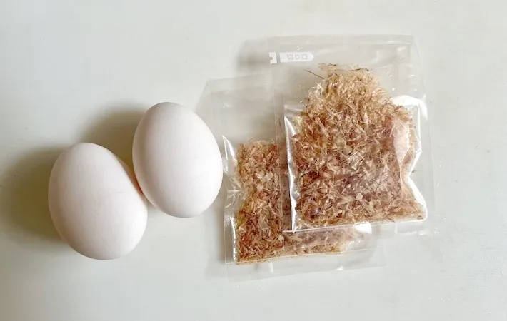 卵とかつお節の画像（撮影：エニママ）