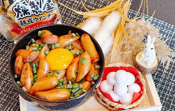 『お月見丼』の完成画像（撮影：キジカク）
