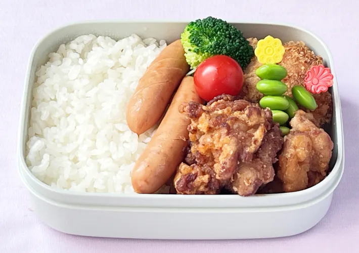 茶色い弁当の写真