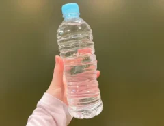ペットボトルの写真（撮影：grapeライフハック編集部）
