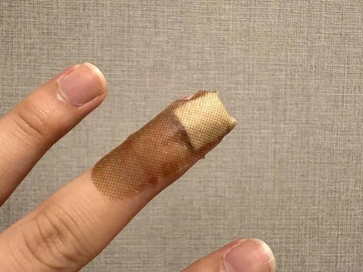 絆創膏の画像
