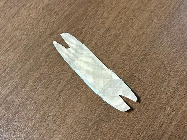 絆創膏の画像