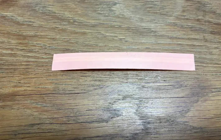 マスキングテープを切った画像（撮影：エニママ）