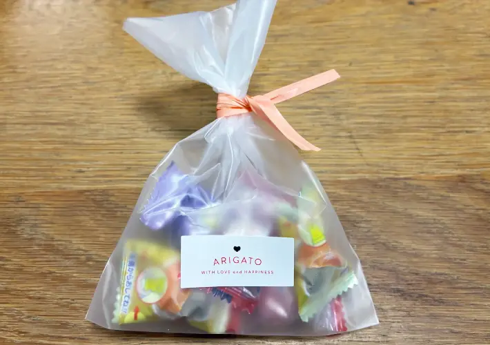 ラッピングに使用した画像（撮影：エニママ）