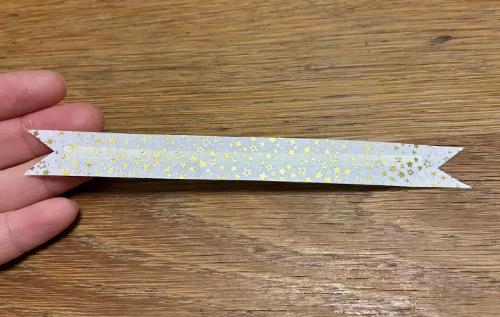 リボン型のラッピングタイの画像（撮影：エニママ）