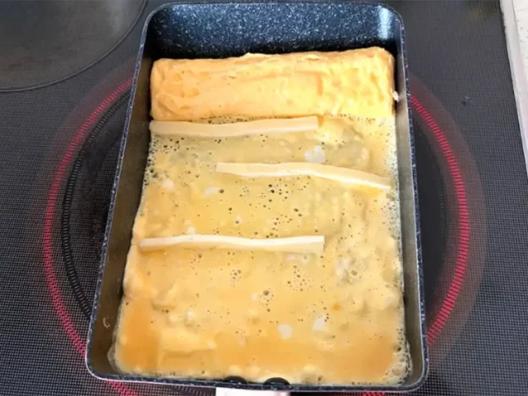 チータラ入りの玉子焼き（撮影：grapeフード編集部）