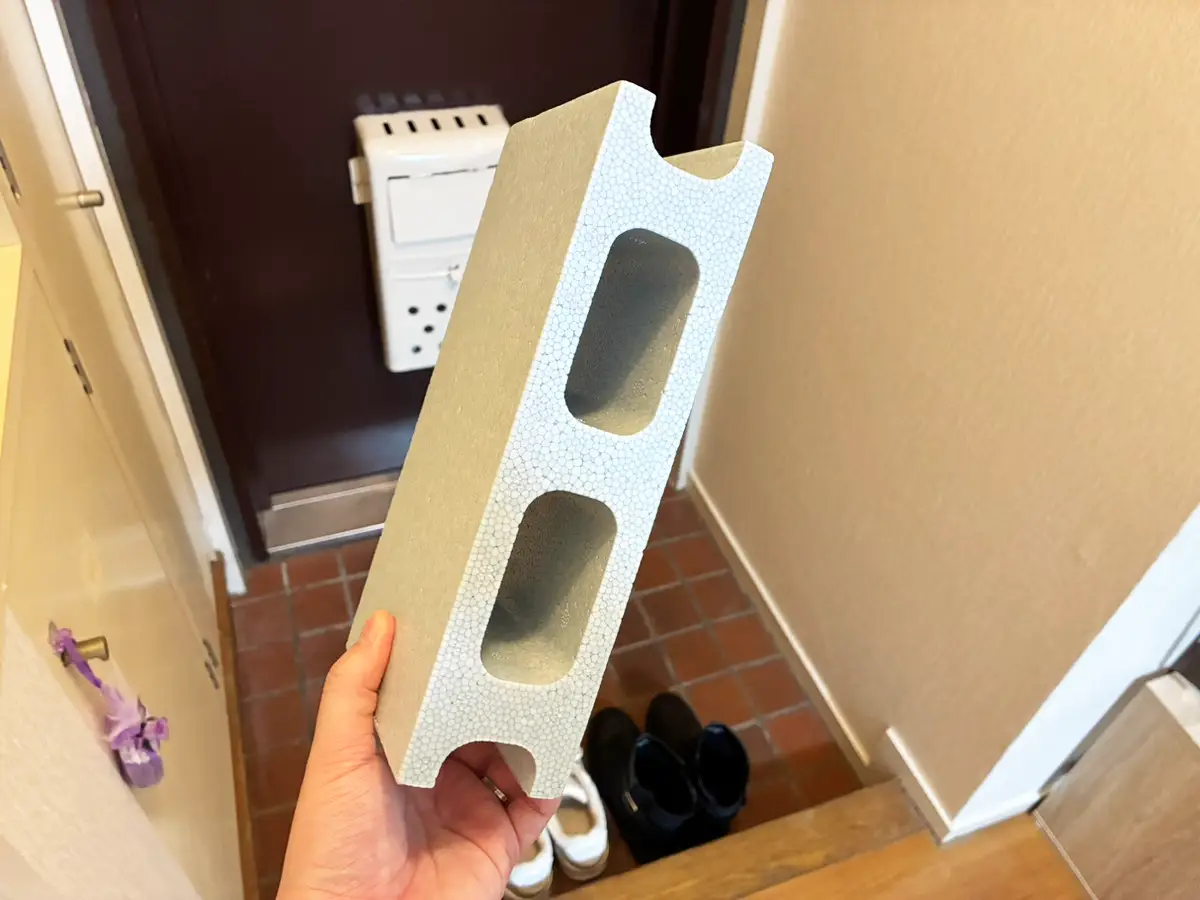 ダイソー『ミニブロック』の活用写真(撮影:grapeライフハック編集部)