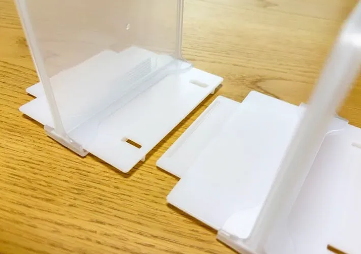 『ダイソー 引き出し用仕切りワイド』の写真（撮影：ワード）
