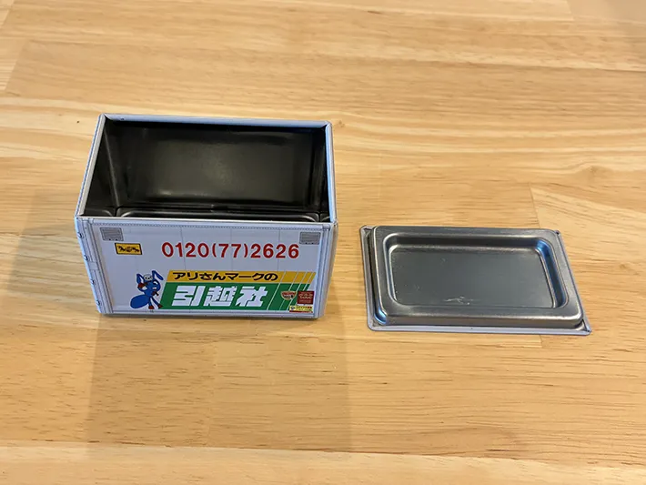 蓋を外した荷台ミニチュア（撮影：grapeライフハック編集部）