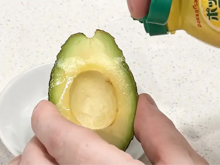 アボカドの保存方法の写真（撮影：grapeフード編集部）