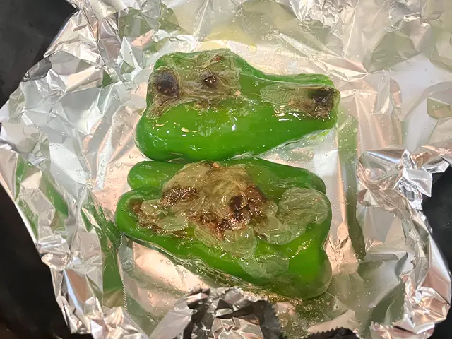 焼いたピーマン（撮影：grapeフード編集部）