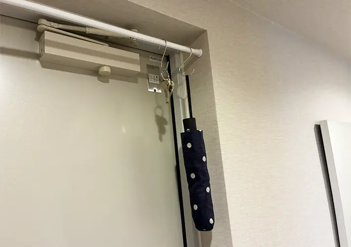 玄関の傘収納の写真（撮影：grapeライフハック編集部）