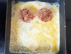 ハンバーグ玉子焼き