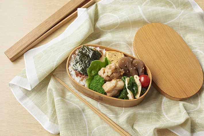 かつお節を使ったのり弁当