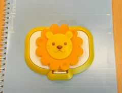 ウェットティッシュのフタの活用写真（撮影：grapeライフハック編集部）