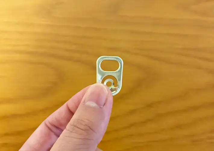 プルタブの活用写真（撮影：grapeライフハック編集部）
