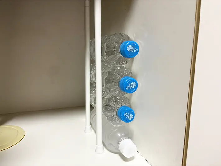 つっぱり棒の画像