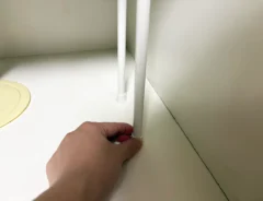 つっぱり棒の画像