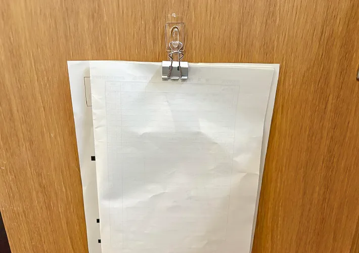 クリップと書類の写真（撮影：Classy Life）