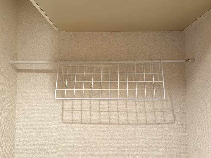 つっぱり棒の画像